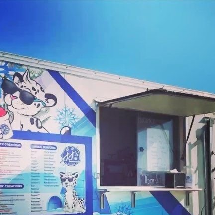 The JJ's Snowcones trailer